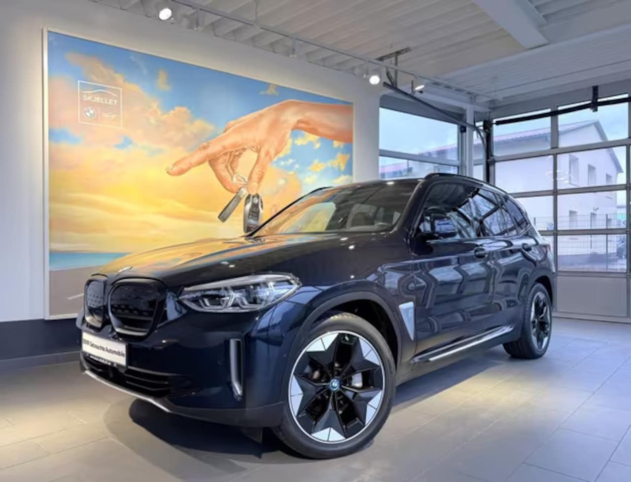 BMW iX3 - 80 kWh (210kW/286pk) ** LED, LEDER, PANO, MEMORY H&K SOUND, 20-inch LMV ** 1e EIG - UNFALL - AutoWereld.nl