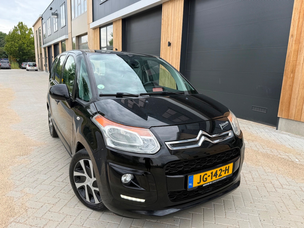 Citroën C3 Picasso - 1.6 HDi Tendance(bj2014)LED|CLIMA |TREKHAAK - AutoWereld.nl