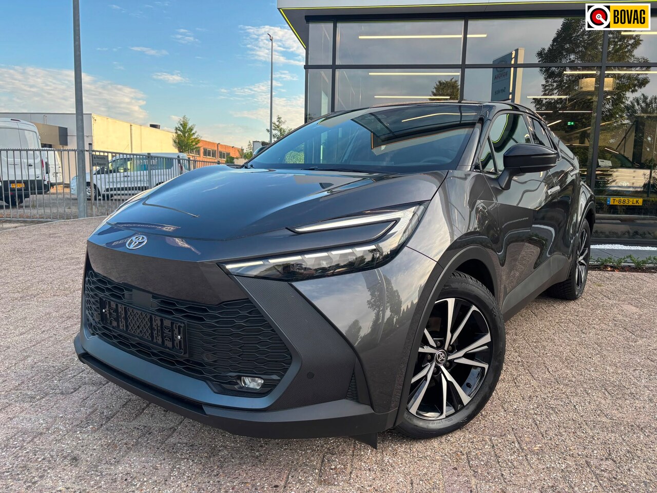 Toyota C-HR - 1.8 Hybrid 140 First edition|Elektrische achterklep - AutoWereld.nl