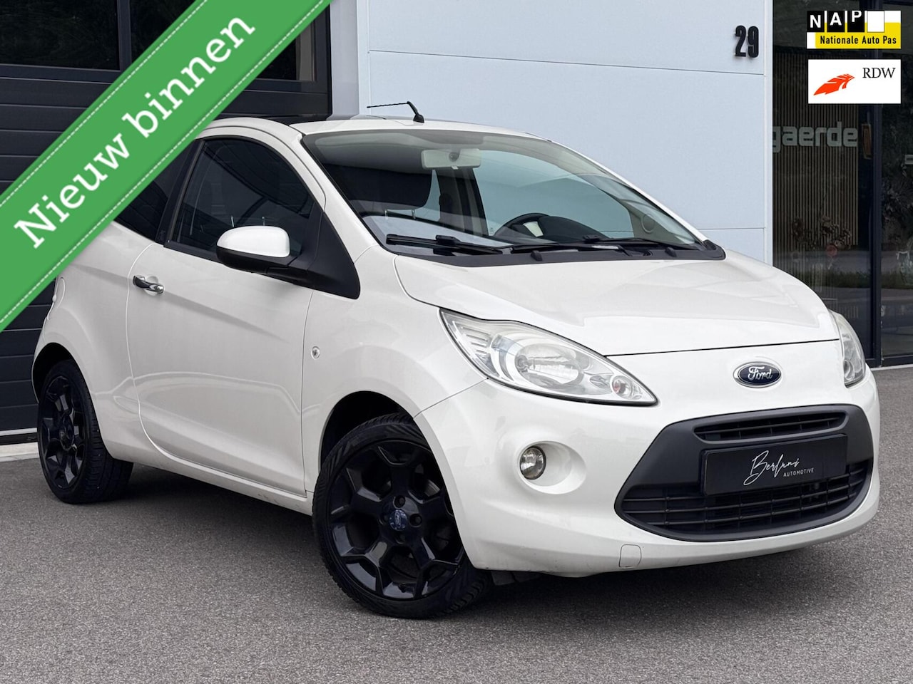 Ford Ka - 1.2 Titanium X Org NL|Eerste eig|Panodak!|Nieuwe APK - AutoWereld.nl
