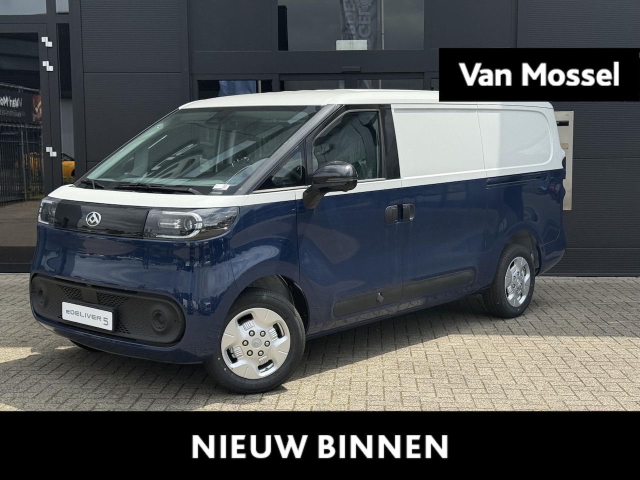 Maxus eDeliver 5 - L1H1 64kWh Aut. | Two-Tone | 3-Fase | tot 489km WLTP | OUTLET - AutoWereld.nl