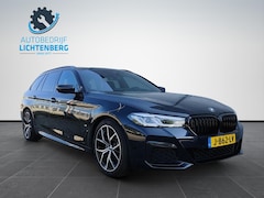 BMW 5-serie Touring - 520i High Executive Edition Trekhaak / Pano / Mem. stoelen