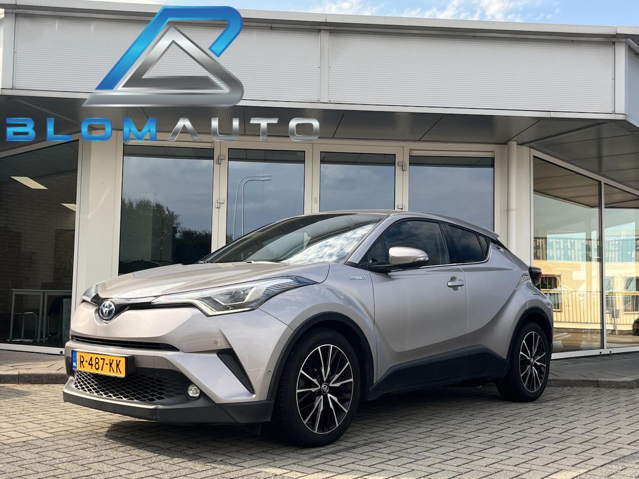 Toyota C-HR - 1.8 Hybrid Premium LED+ACC+JBL+STOEL/STUURVERW - AutoWereld.nl