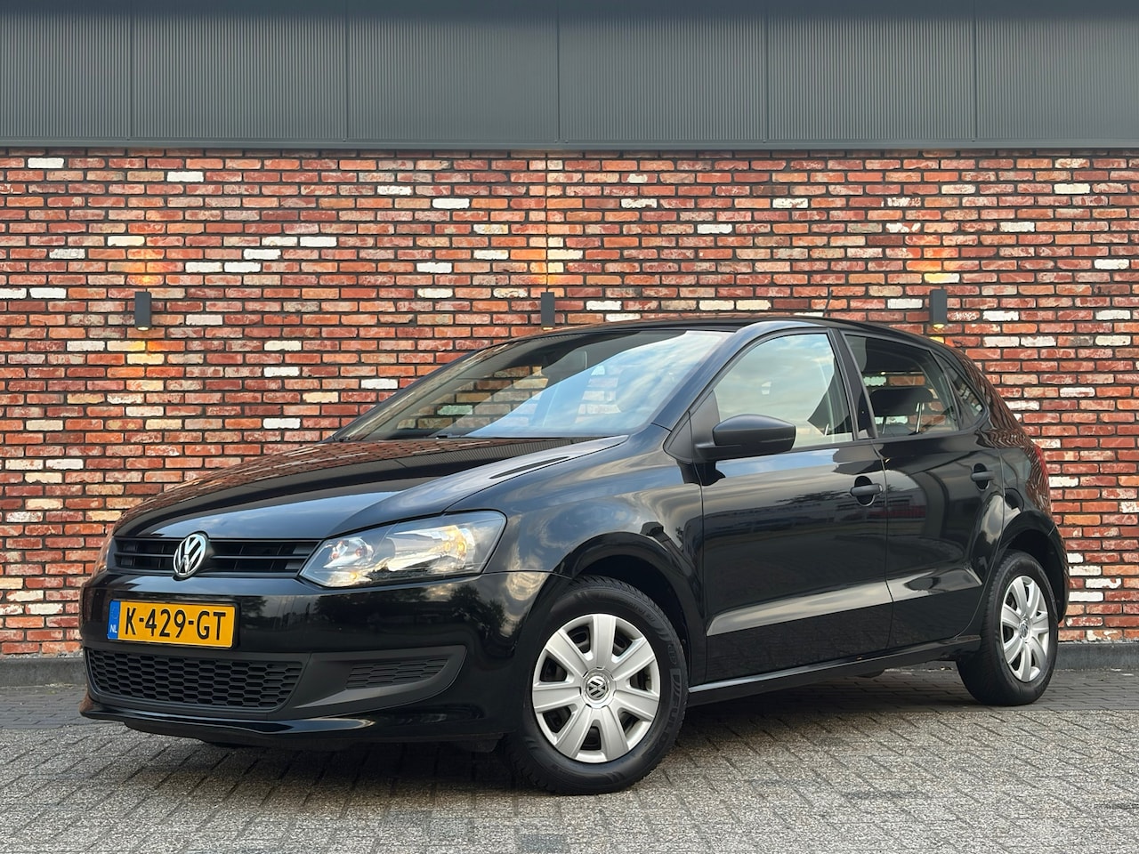 Volkswagen Polo - 1.2 Easyline 5-Deurs Carplay Navi Airco Elek.Pakket Zuinig en Betrouwbaar! - AutoWereld.nl