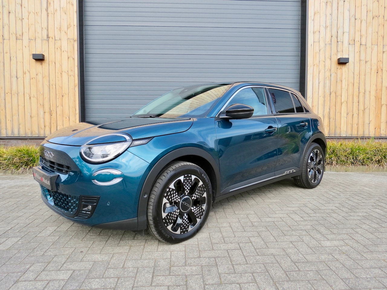 Fiat 600e - La Prima 54 kWh *Full option *Leder *Stoelmassage - AutoWereld.nl