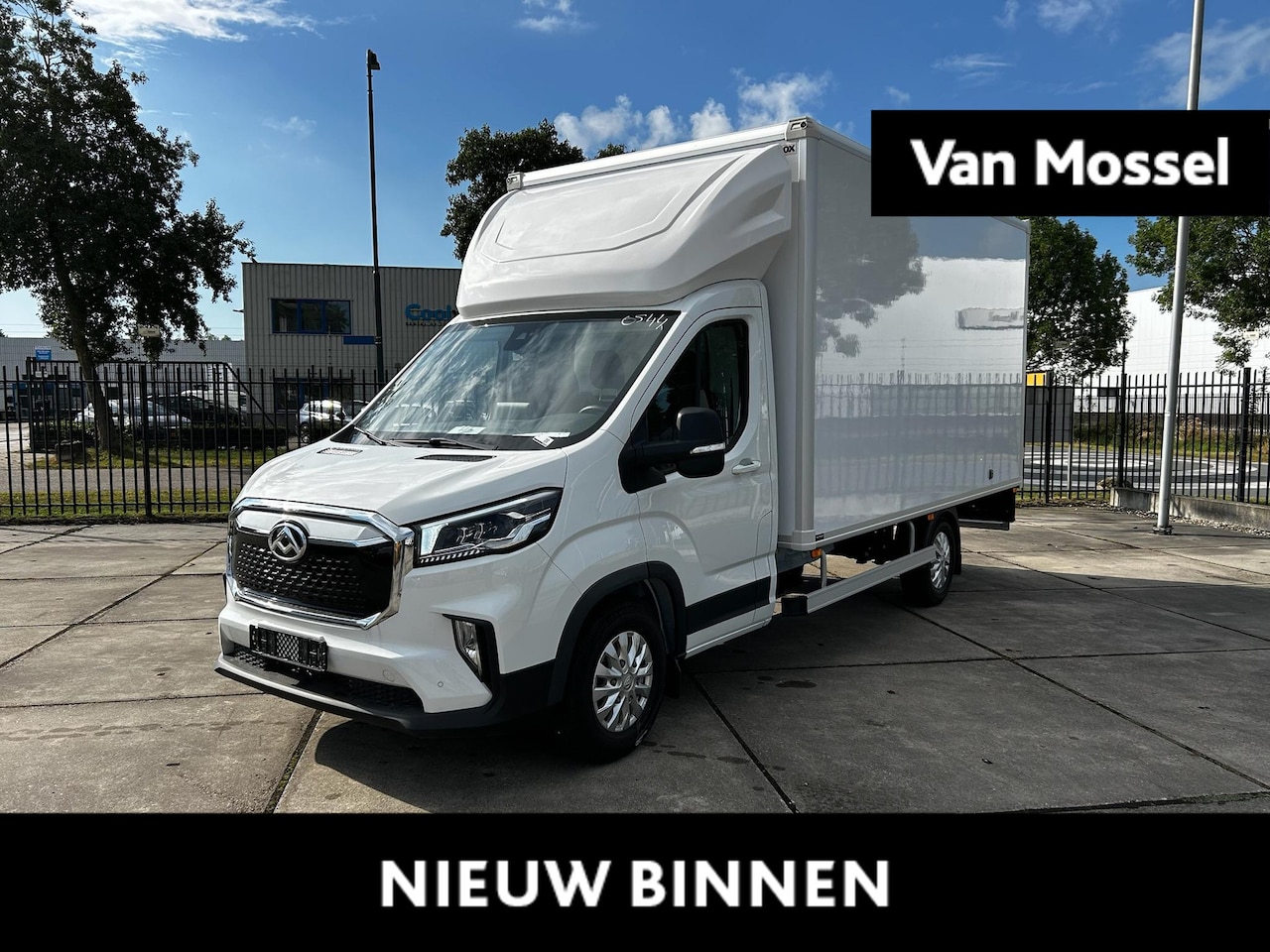 Maxus eDeliver 9 - L4 Citybox 65 kWh | Direct Leverbaar! | Openslaande Deuren | Eco Light Opbouw | 24 maanden - AutoWereld.nl