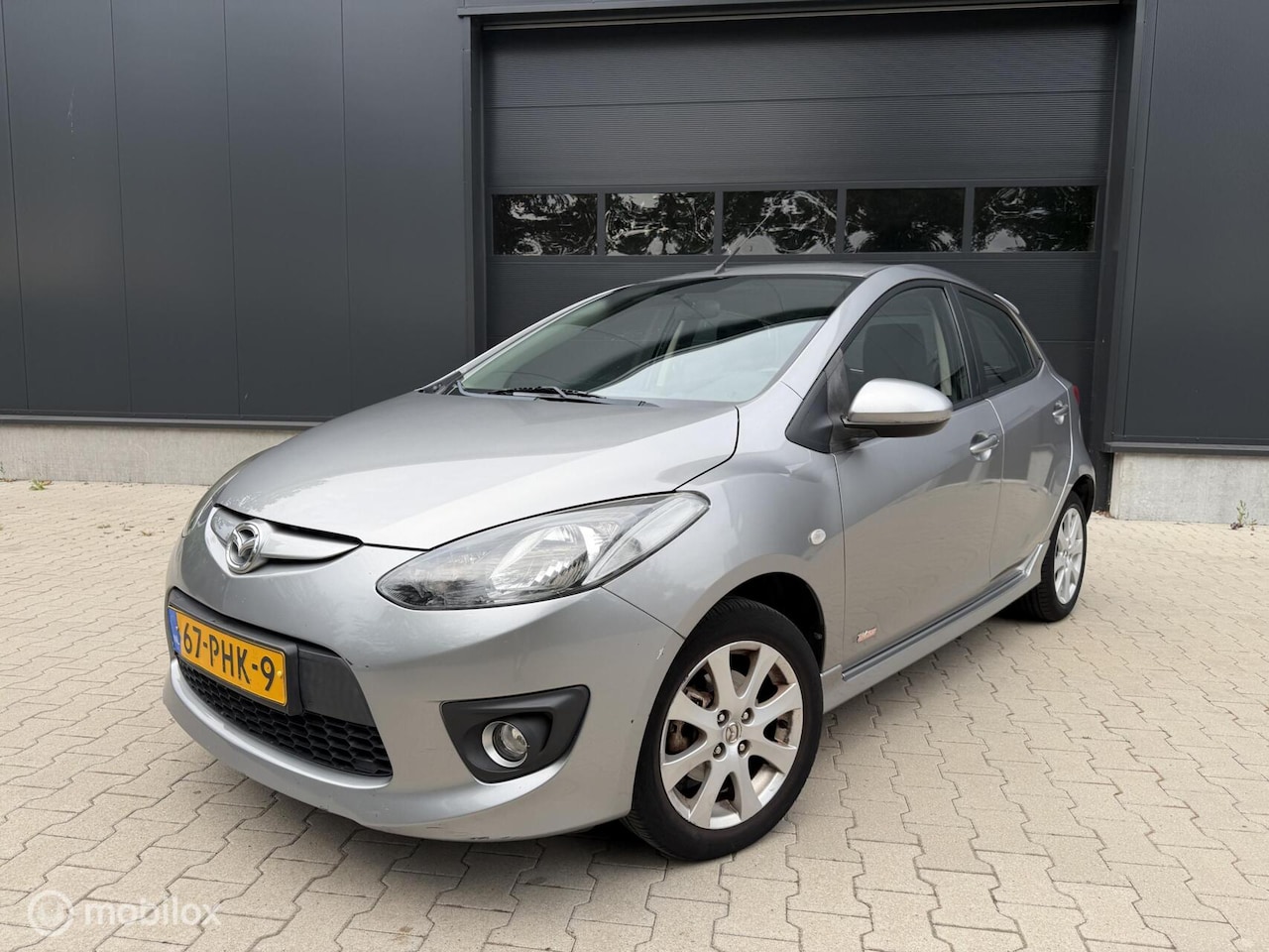 Mazda 2 - 1.3 GT-M Line NW APK I Airco I NAP I Trekhaak - AutoWereld.nl