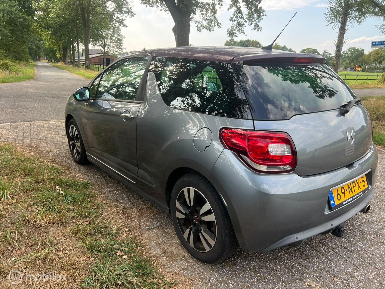 Citroën DS3 - 1.6 So Chic in Black 1.6 So Chic in Black - AutoWereld.nl