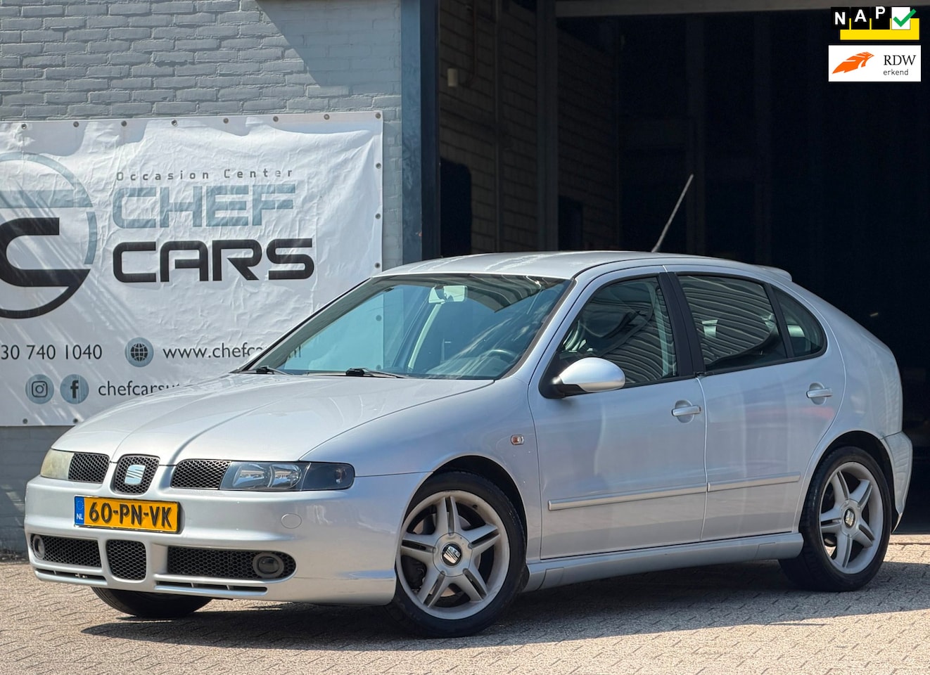 SEAT Leon - 1.8 TURBO TOPSPORT|NAP|AIRCO|DEALEROH|BOEKJES|6BAK! - AutoWereld.nl