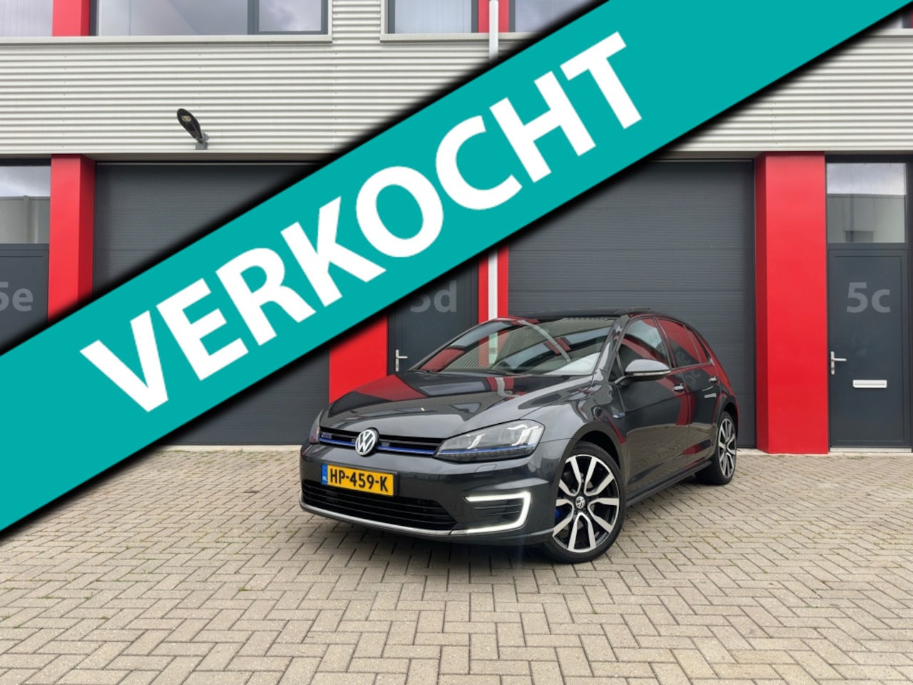 Volkswagen Golf - 1.4 TSI GTE NW Turbo , Pano , Keyless , ZGAN - AutoWereld.nl
