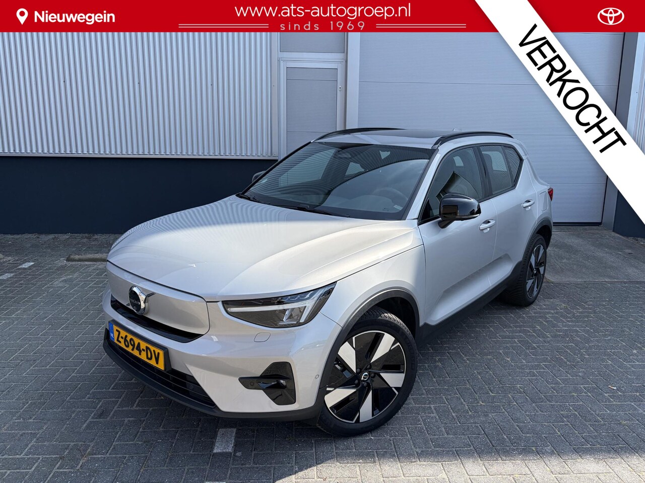 Volvo XC40 - Single Motor Extended Range Ultimate 82 kWh , Panoramadak,  Zeer luxe, All Season banden, - AutoWereld.nl