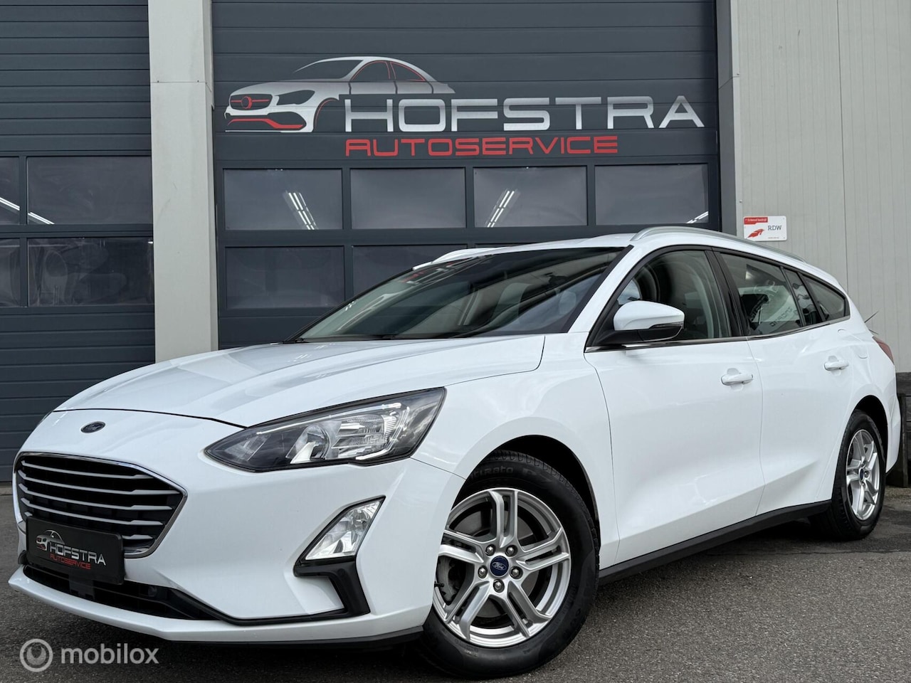 Ford Focus Wagon - 1.0 EcoBoost Trend Edition CarPlay Camera Full-Led - AutoWereld.nl
