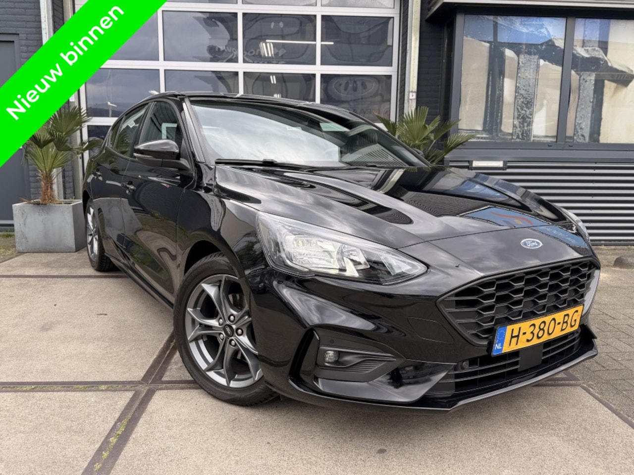 Ford Focus - 1.5 EcoB. ST-Line Automaat Carplay DAB+! Inruil mogelijk! - AutoWereld.nl