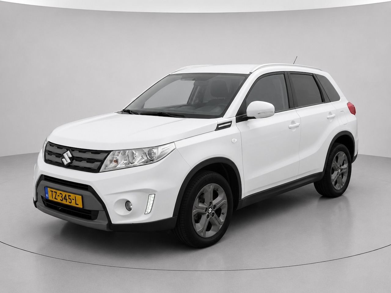 Suzuki Vitara - 1.6 Exclusive I NAVI.I CRUISE I STOELVERW. I - AutoWereld.nl