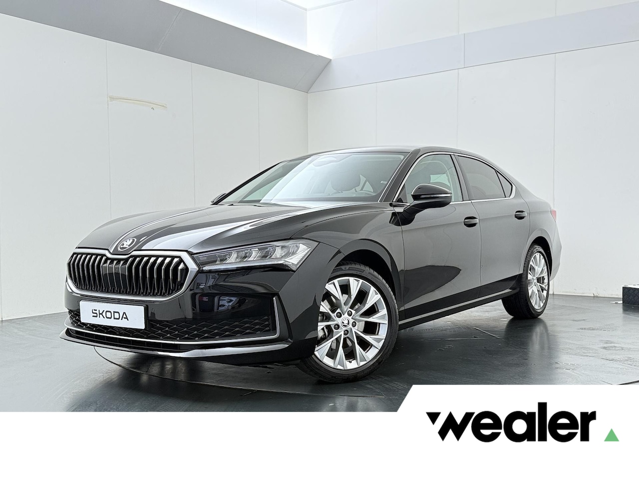 Skoda Superb - First Edition 1.5 TSI | 150 PK | Automaat | Trekhaak wegklapbaar | Massagestoelen | Adapti - AutoWereld.nl