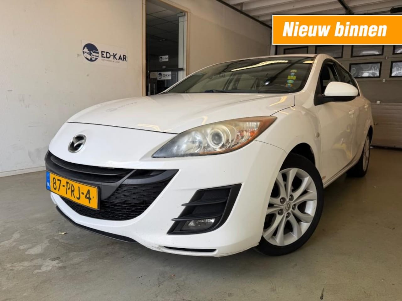 Mazda 3 - 1.6 GT-M Line CLIMA NAVI PDC RIJDT GOED NAP APK 8-2027 - AutoWereld.nl