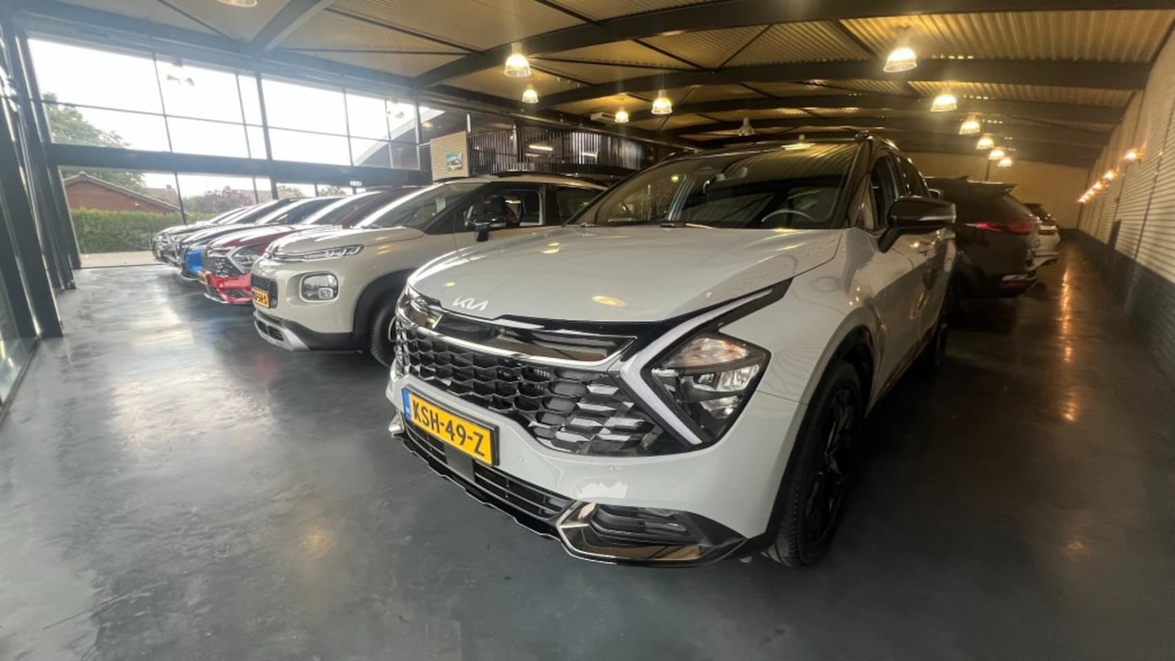 Kia Sportage - 1.6 T-GDI Style MY25 Wolf Grey Two-Tone - AutoWereld.nl
