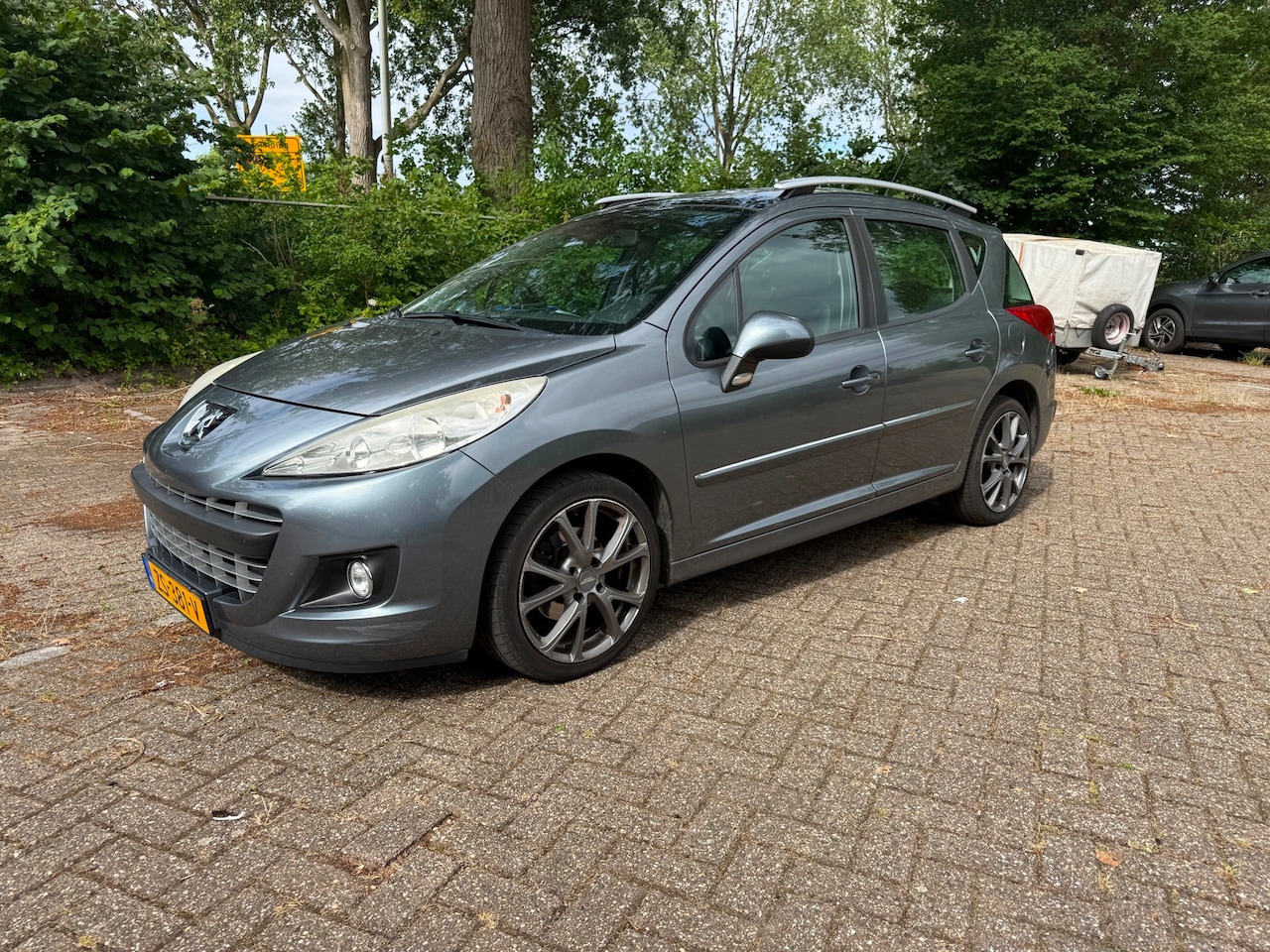 Peugeot 207 SW - 1.4 VTi Active Panorama Airco Cruise - AutoWereld.nl