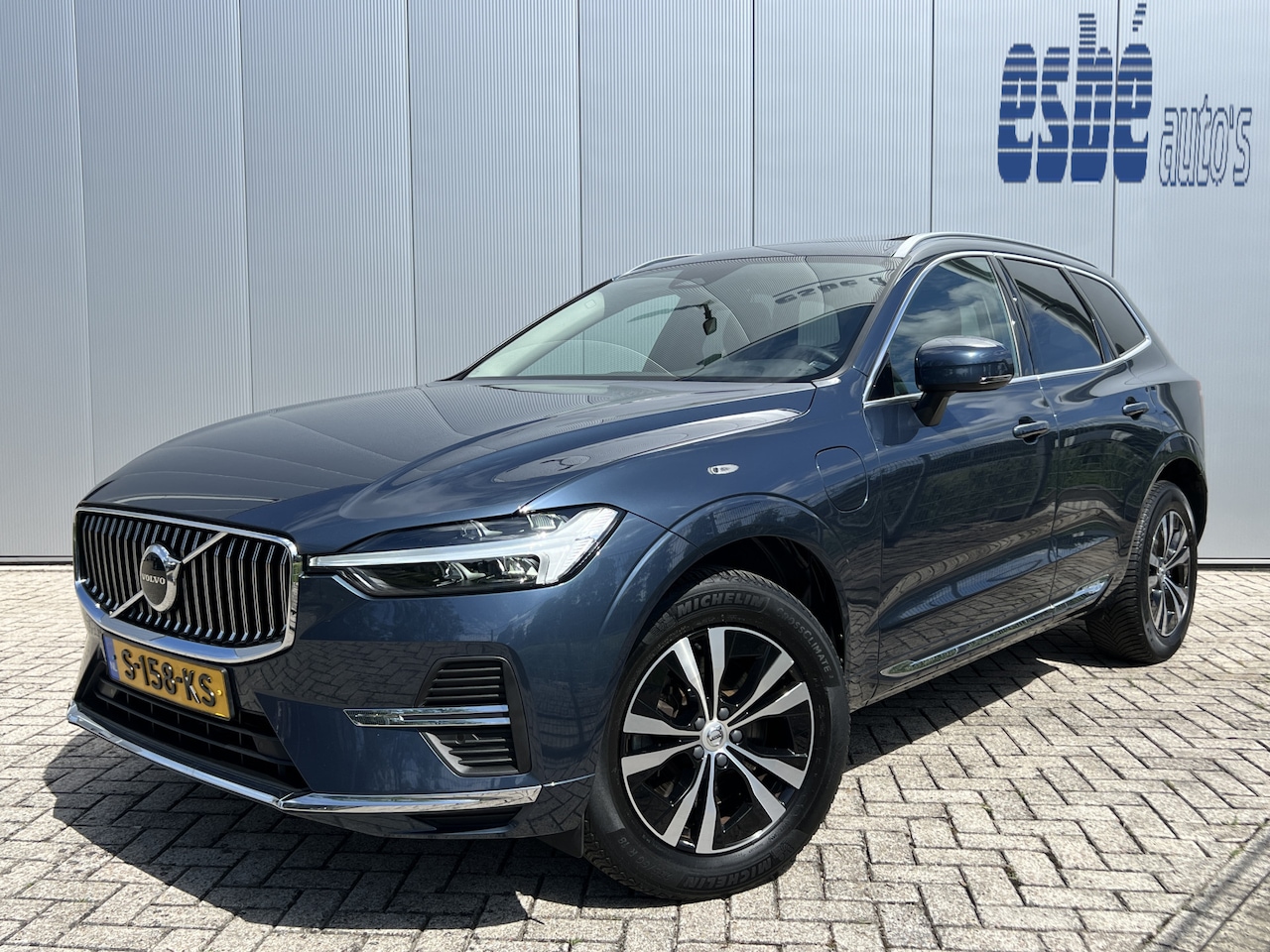 Volvo XC60 - 2.0 T6 350 pk Plug-in hybrid AWD Bright Long Range Trekhaak Panoramadak Navigatie ACC Goog - AutoWereld.nl