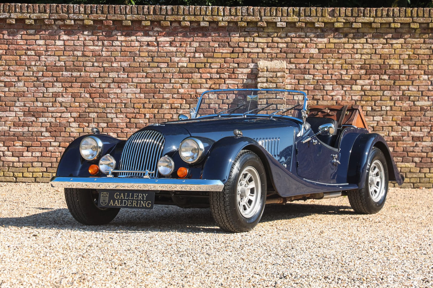 Morgan Plus 8 - "Carburetors and 5-speed" It has only been repainted once in the past and has been maintai - AutoWereld.nl