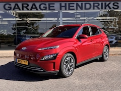 Hyundai Kona Electric - EV Comfort Smart 64 kWh | SOH: 96, 0% | 3 Fase | Adaptive CC | Navi | Camera | Stoelverwar