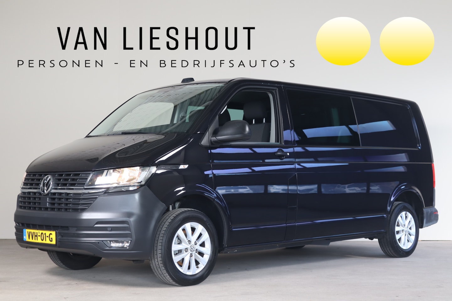 Volkswagen Transporter - 2.0 TDI L2H1 30 DC Highline BPM VRIJ!! Adop. cruise I Camera - AutoWereld.nl