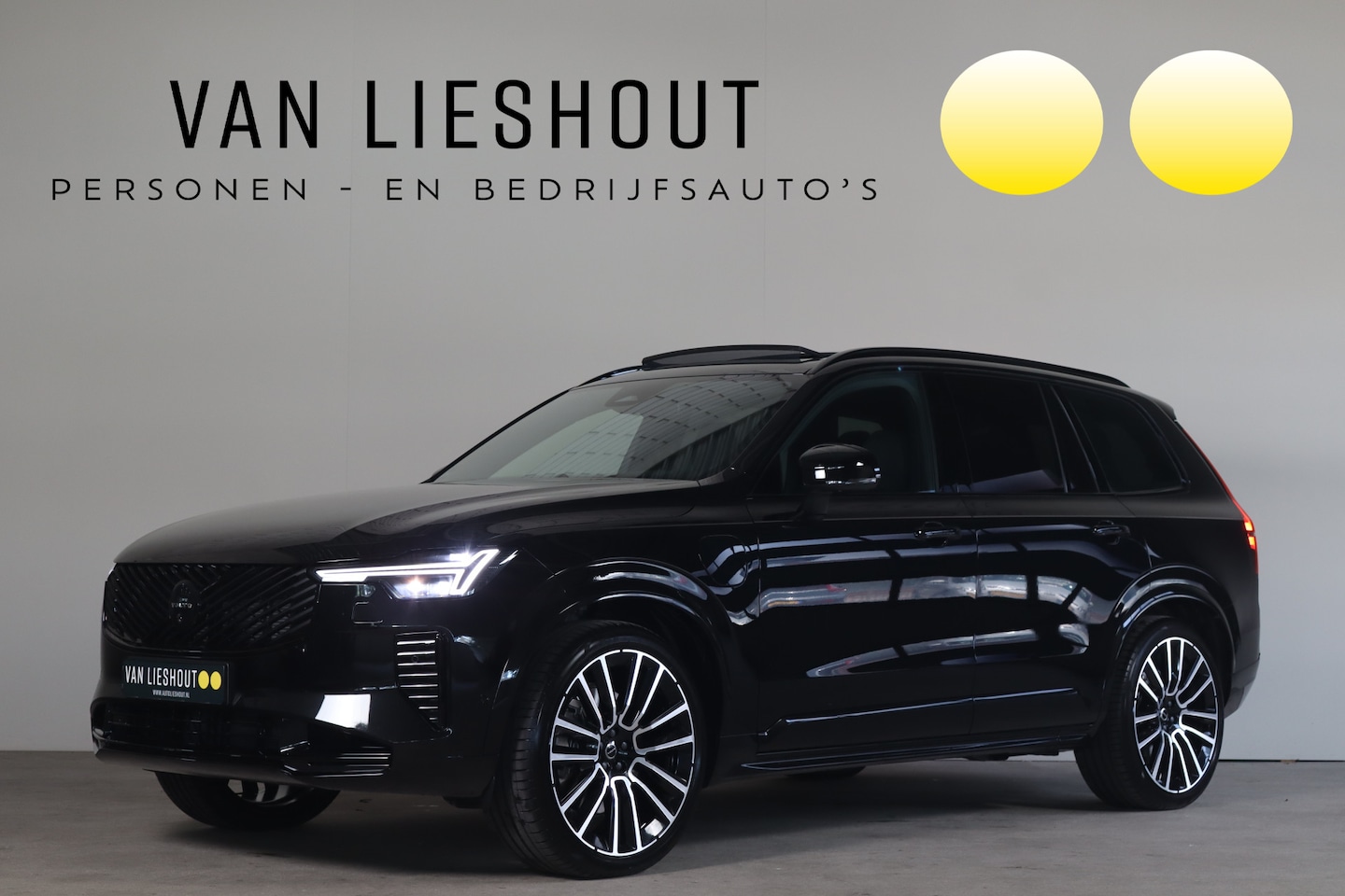 Volvo XC90 - 2.0 T8 PHEV AWD Ultra Black Edition Bow&Wilk I Luchtvering I Elek.Trek. I HUD - AutoWereld.nl