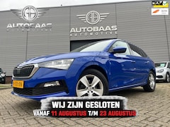 Skoda Scala - 1.0 TSI Ambition AUTOMAAT * APK 02-2028 * +NL AUTO+1EIG+NAP+TREKHAAK+AIRCO+NAVIGATIE APPLE