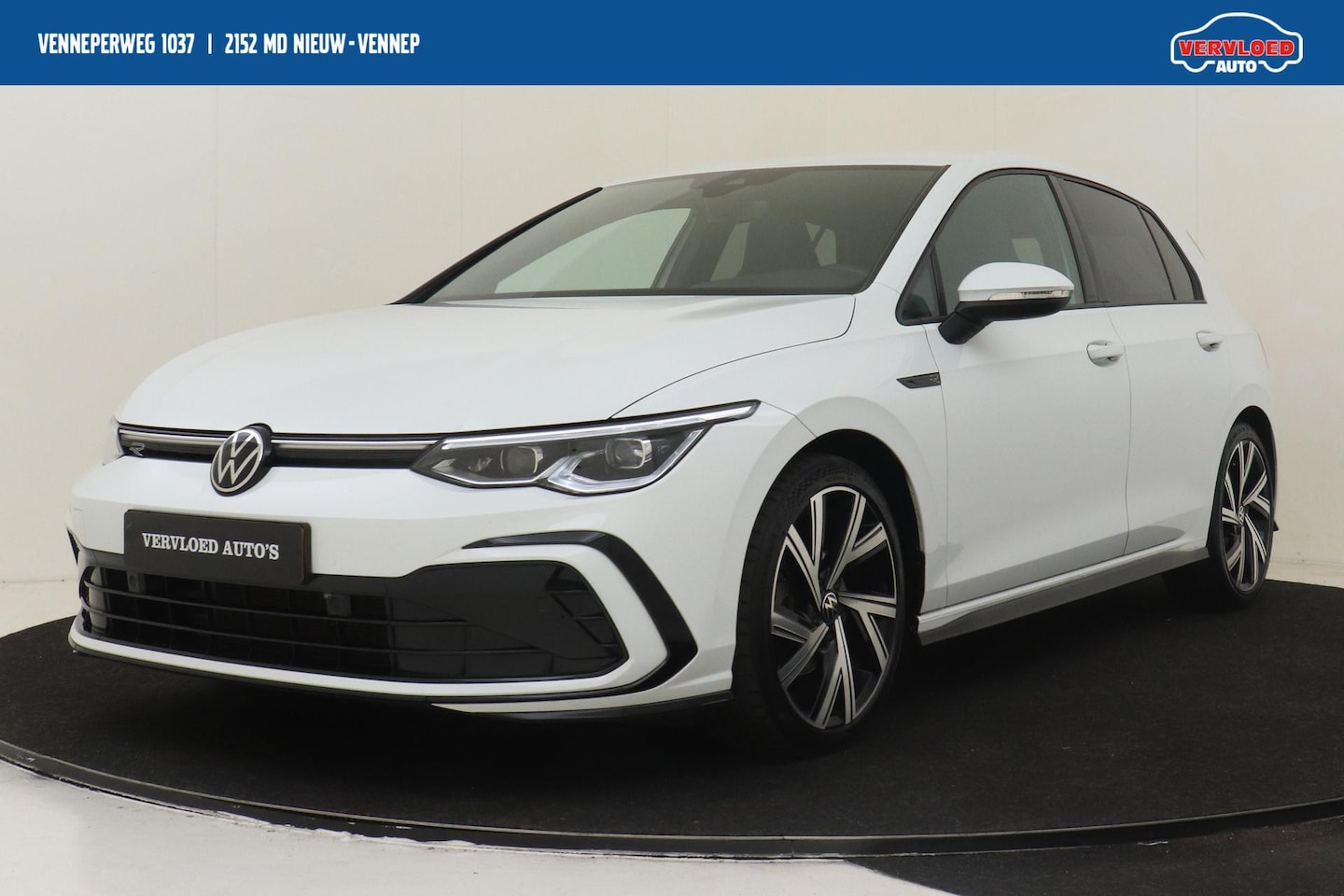 Volkswagen Golf - 1.5 eTSI R-LINE -MATRIX.LED|STOEL/STUURVERW.|CARPLAY|PRIVACY.GLAS|SPORTSTOELEN|18"BERGAMO - AutoWereld.nl