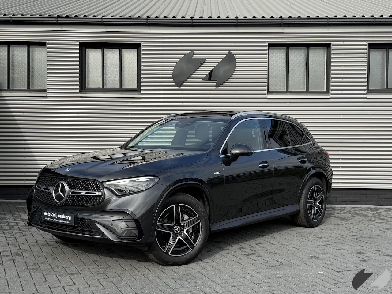 Mercedes-Benz GLC-klasse - 300e 4MATIC AMG |Pano|Trekhaak|Luchtv|Achterasbes| - AutoWereld.nl