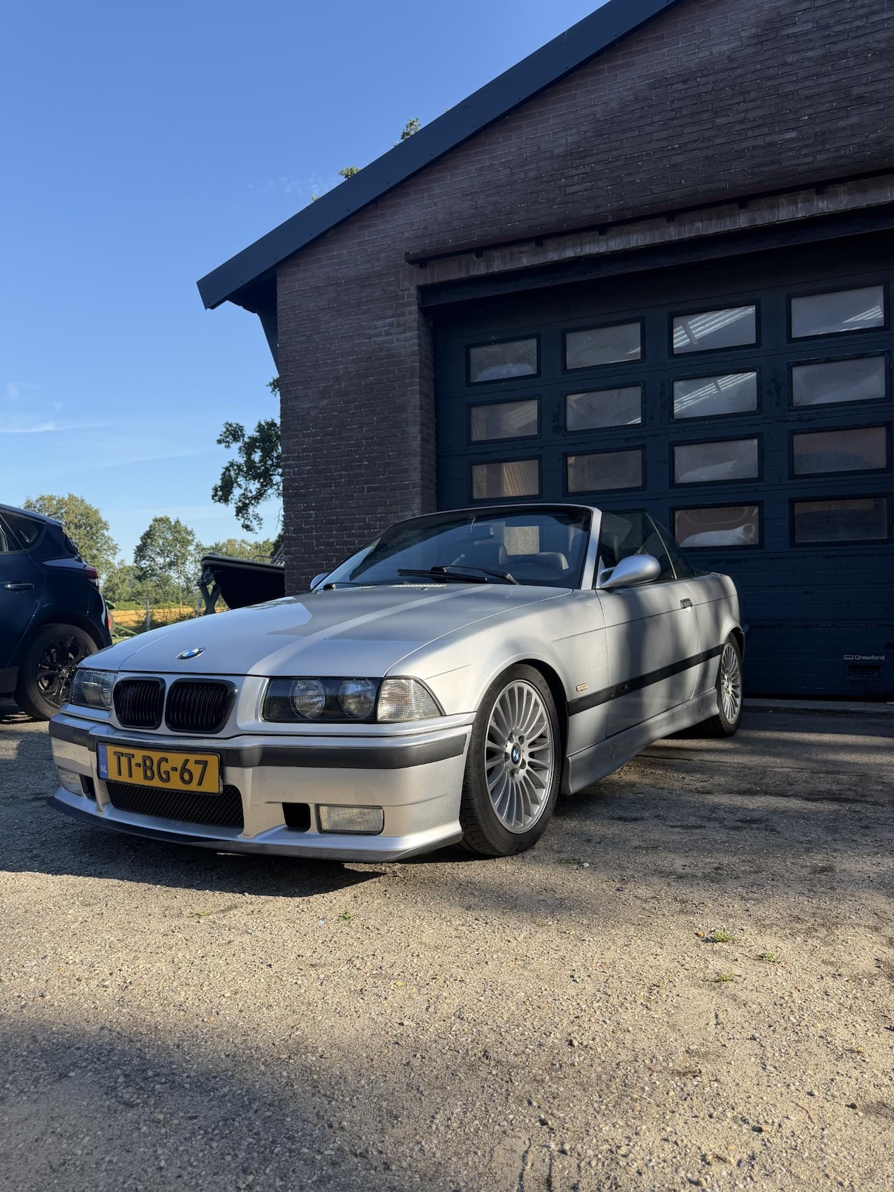 BMW 3-serie Cabrio - 318i Executive Climate/LEER/NAP - AutoWereld.nl