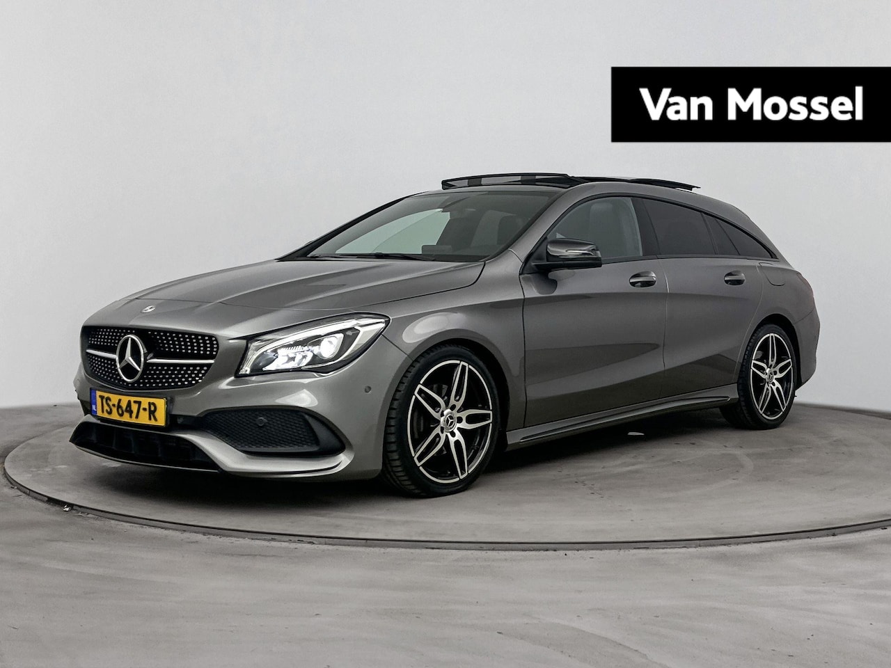 Mercedes-Benz CLA-klasse Shooting Brake - 180 Business Solution AMG | PANORAMADAK | CAMERA | HALF-LEDER | STOELVERWARMING | PARKEERS - AutoWereld.nl