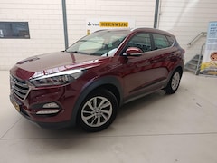Hyundai Tucson - 1.7 CRDi Comfort Airco (automatisch) | Trekhaak | stoelverwarming | set winterbanden met l