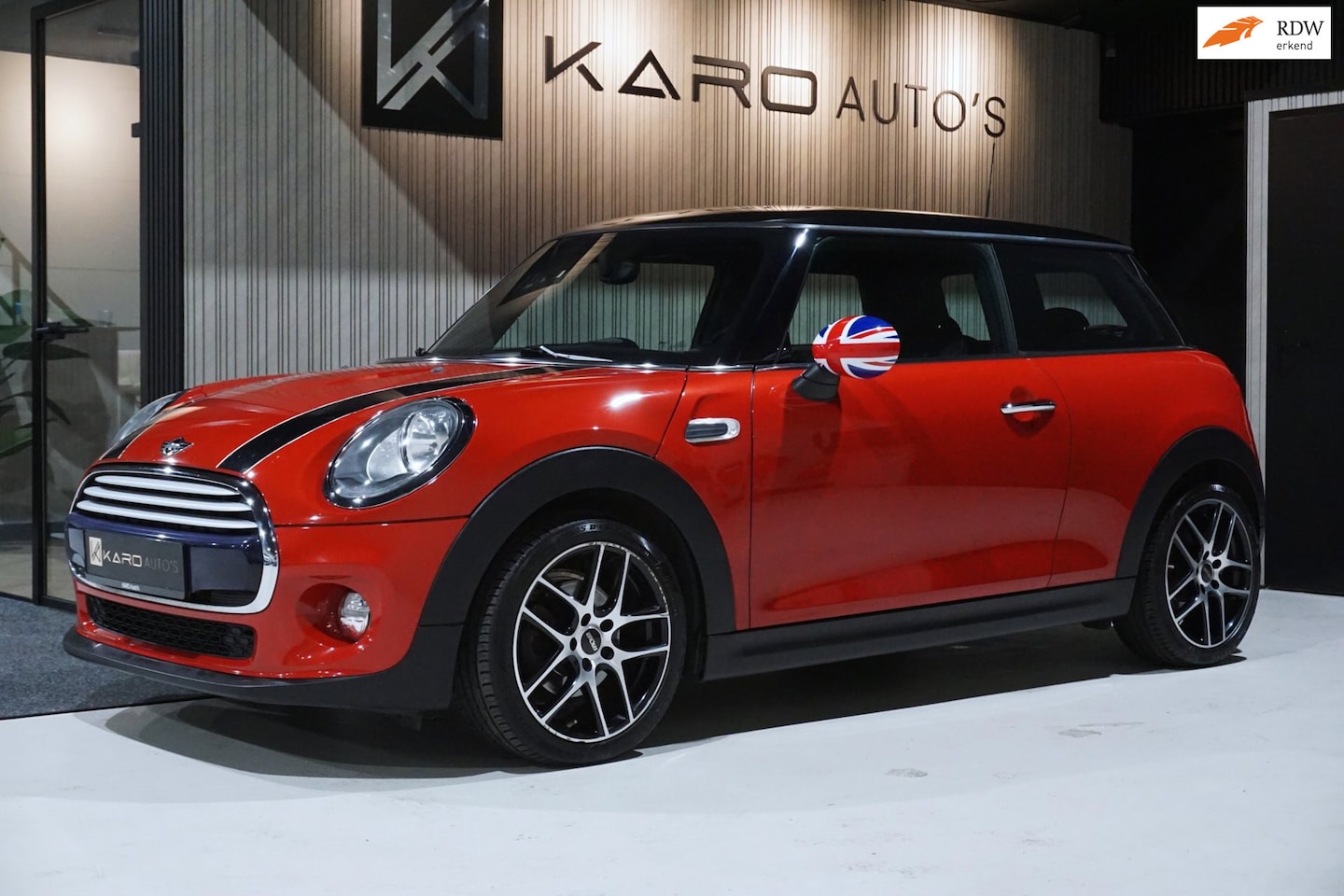 MINI 3-Deurs - 1.5 Cooper Pepper Business Airco Cruise Stoelvw - AutoWereld.nl