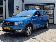 Dacia Sandero Stepway - 0.9 TCe Lauréate 4S banden | Airco | Navi | Cruise