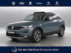 Volkswagen T-Roc - 1.0 TSI 115pk Style / Panoramadak / Navigatie / Camera