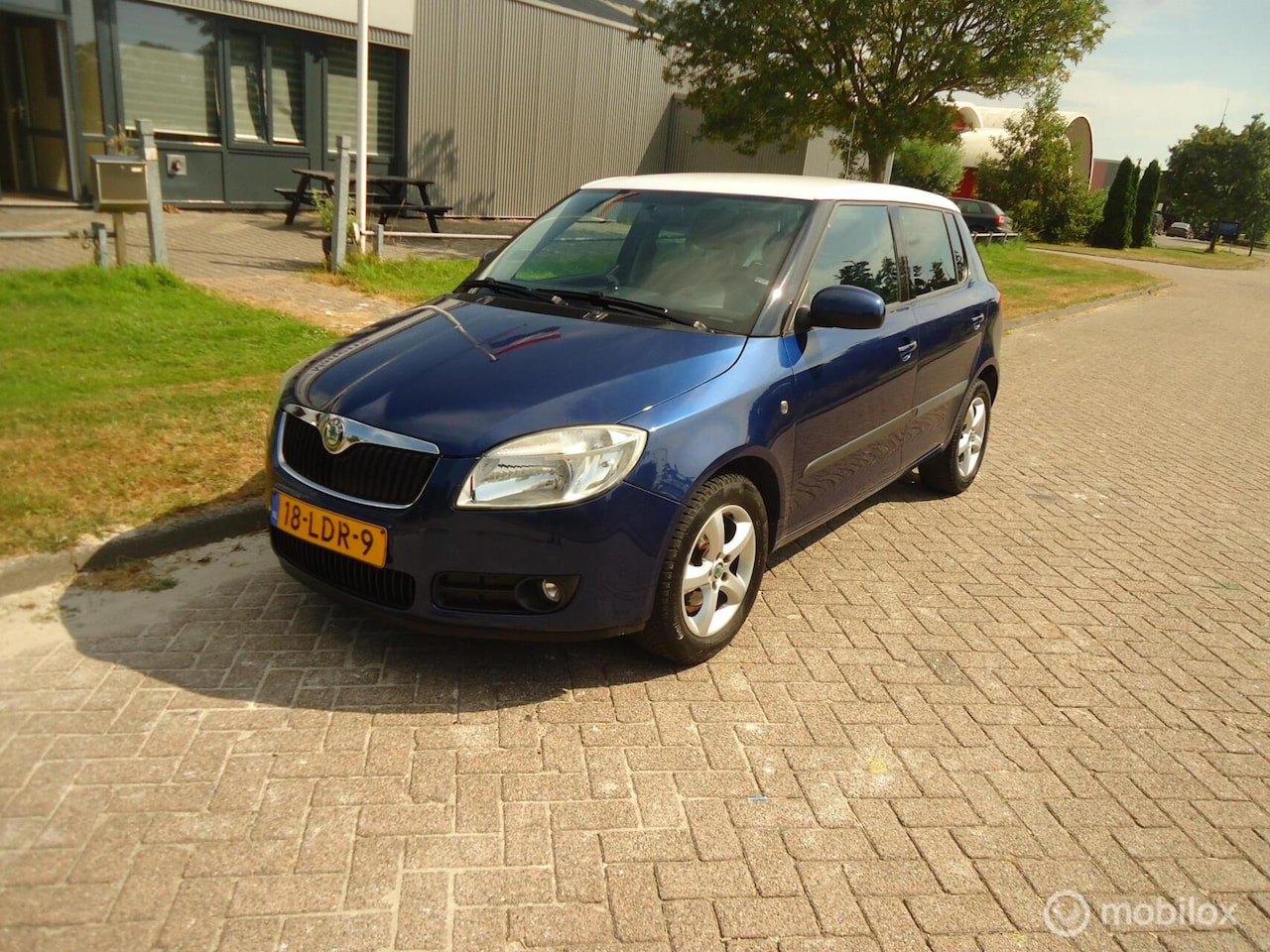 Skoda Fabia - 1.4-16V Ambition Business Line 1.4-16V Ambition Business Line - AutoWereld.nl