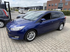 Ford Focus Wagon - 1.0 Titanium