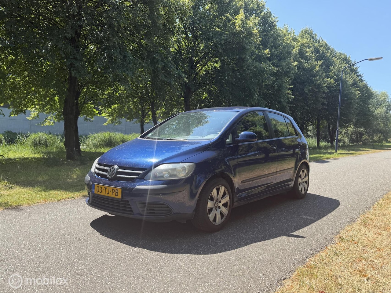 Volkswagen Golf Plus - 1.6 FSI Comfortline*AUTOMAAT*CRUISE*NAVI - AutoWereld.nl
