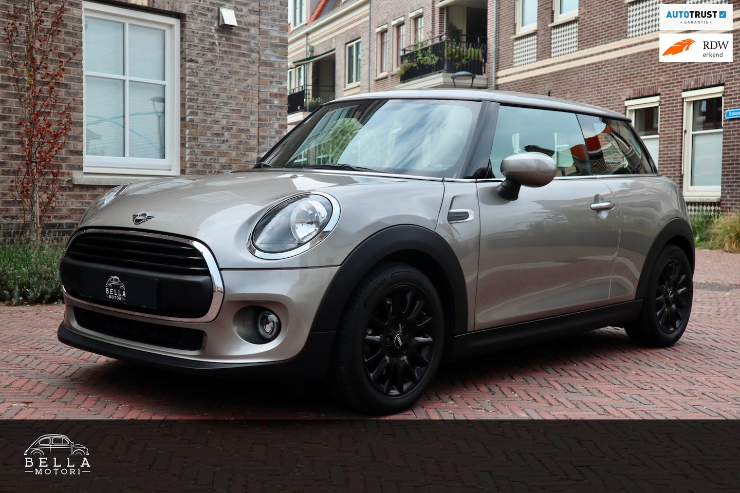 MINI Cooper - One 1.5 | RIJKLAARPRIJS | Volledig Pepper-pakket | Apple CarPlay | BTW-auto - AutoWereld.nl