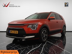 Kia Niro - 1.6 GDi PHEV Plug-in Hybrid DynamicPlusLine - Navigatie - Camera - Stoel- en stuurverwarmi