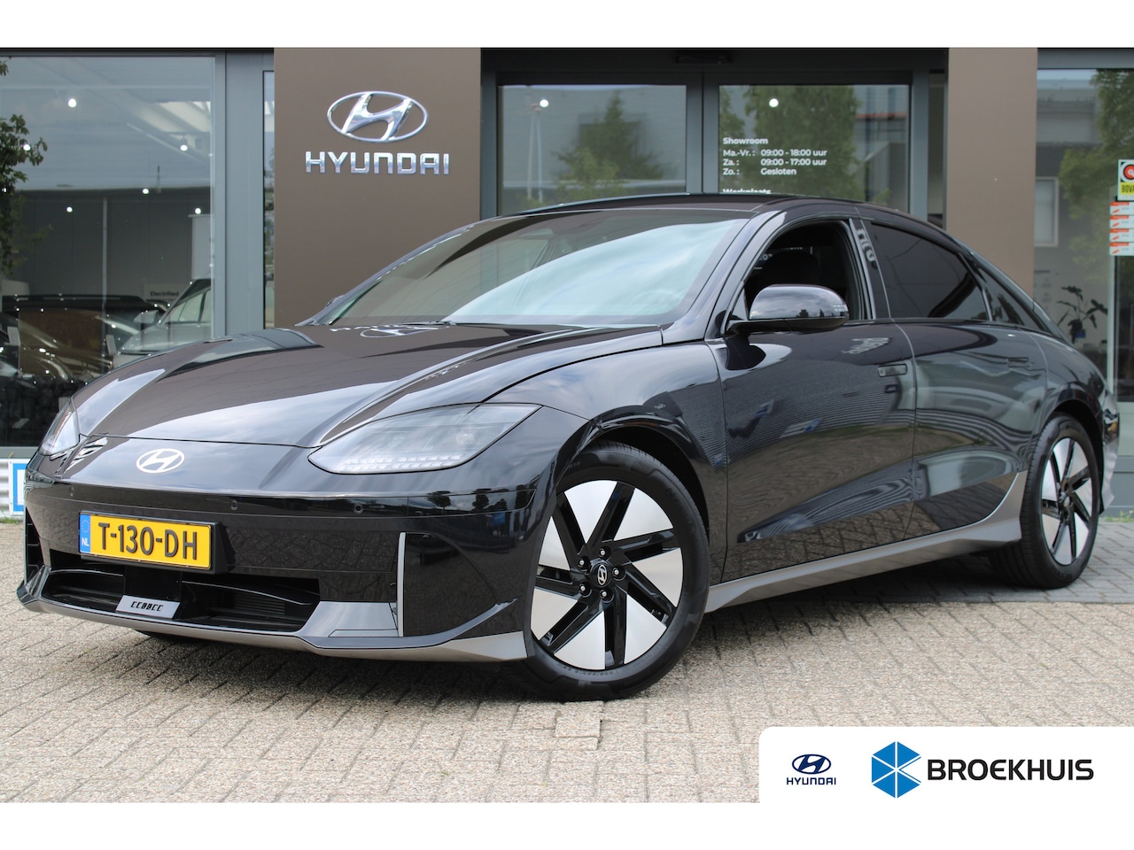 Hyundai IONIQ 6 - Connect 77.4 kWh | Lichtmetalen velgen 18" | Vehicle-to-load | Voorstoelen verwarmd - AutoWereld.nl