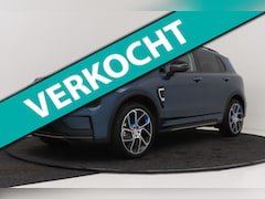 Lynk & Co 01 - 1.5 | Org NL | Panoramadak | CarPlay | 360 Camera | Stoelverwarming |