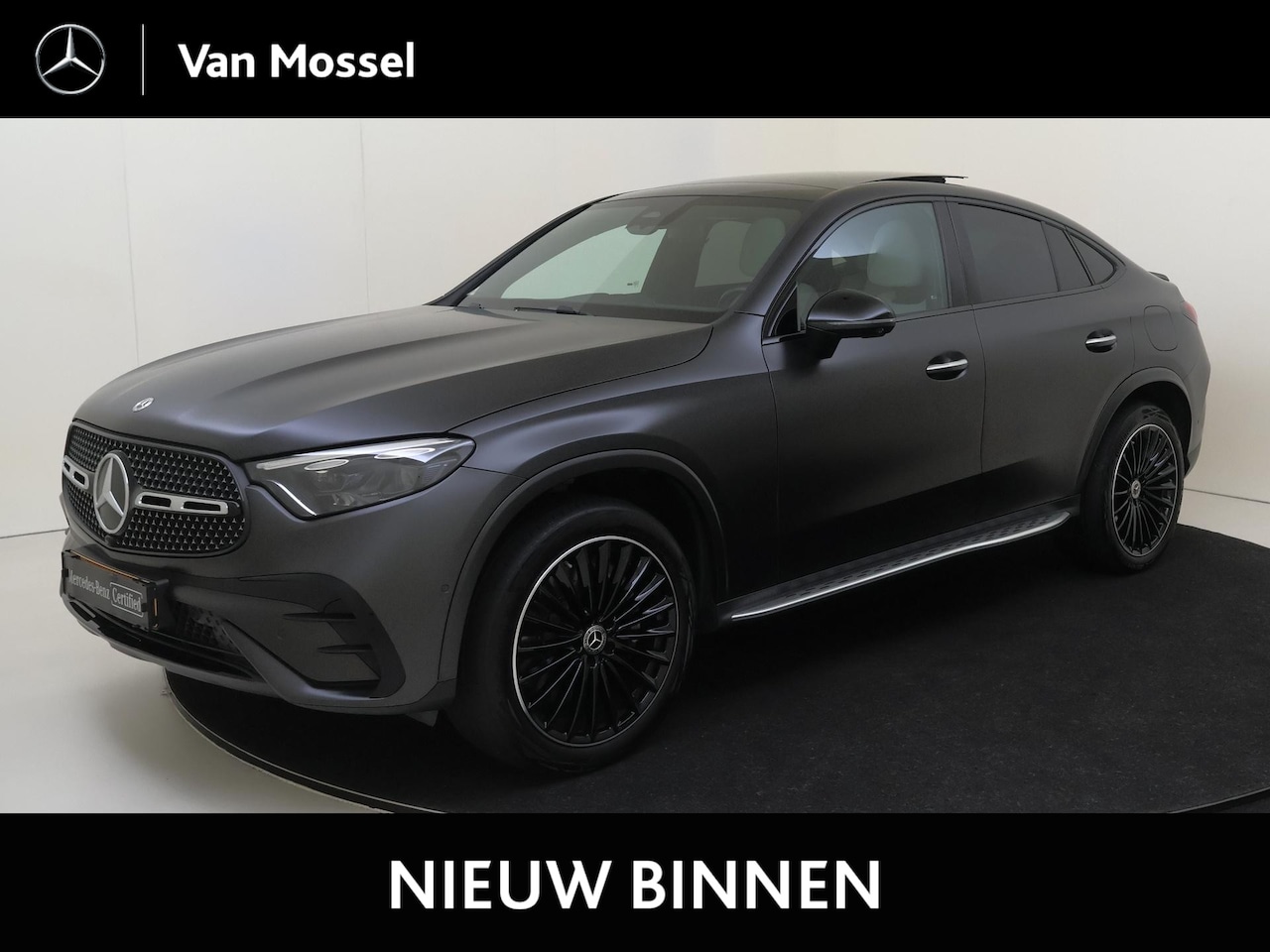 Mercedes-Benz GLC-klasse Coupé - 300e 4MATIC Sport Edition Premium Plus/ Panoramadak/ AIRMATIC/ Achterasbesturing/ Burmeste - AutoWereld.nl