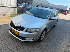 Skoda Octavia Combi - 1.6 TDI Greenline Businessline