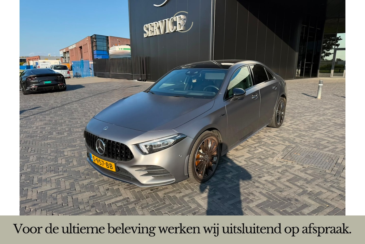 Mercedes-Benz A-klasse - 250 e AMG Limousine Night|HUD|Pano|360°|Sfeer|Widescreen MBUX|19" AMG - AutoWereld.nl