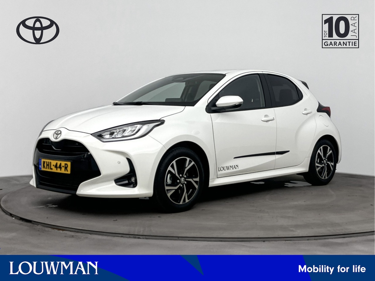 Toyota Yaris - 1.5 Hybrid 115 Dynamic *DEMO* | Parkeersensoren | Dodehoekdetectie | Stoel-/Stuurverwarmin - AutoWereld.nl