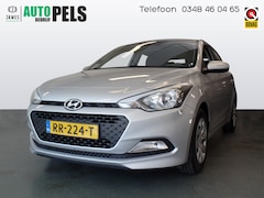 Hyundai i20 - 1.2 LP i-Drive 5drs Airco, Cruise controle, Elek ramen, Elek spiegels, Radio cd speler, 12