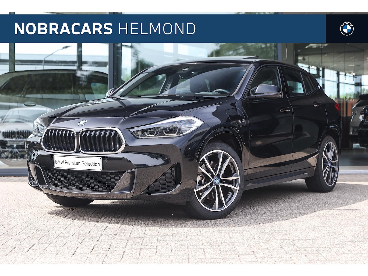 BMW X2 - xDrive25e M Sport Automaat / Panoramadak / Sportstoelen / Achteruitrijcamera / Stoelverwar - AutoWereld.nl