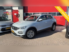 Volkswagen T-Roc - 1.0 TSI Style WHITE SILVER / PDC / AIRCO / BLUETOOTH / ACC / NL-AUTO